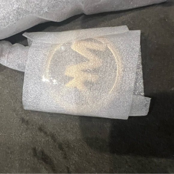 NWT Michael Kors brown leather tote - Picture 6 of 10